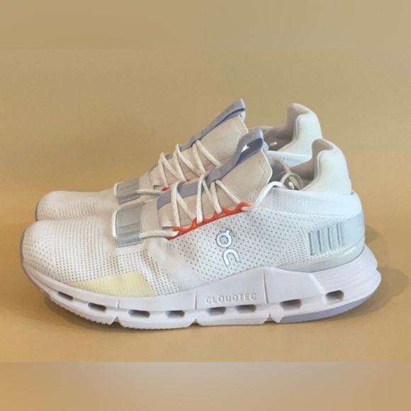 ON Running CloudTec women’s 7.5 shoes - Picture 6 of 10